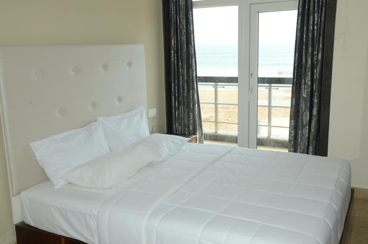 Blue Bay Resort Puri Bagian luar foto