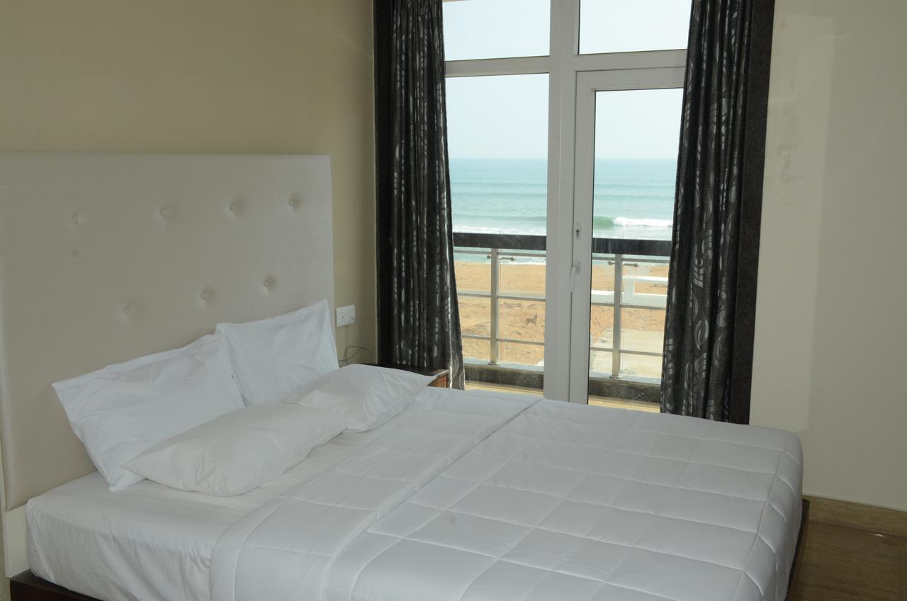 Blue Bay Resort Puri Bagian luar foto